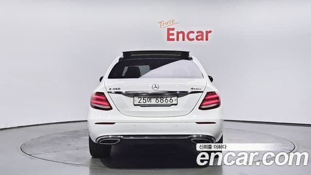 Clasa E E450 4MATIC Exclusive