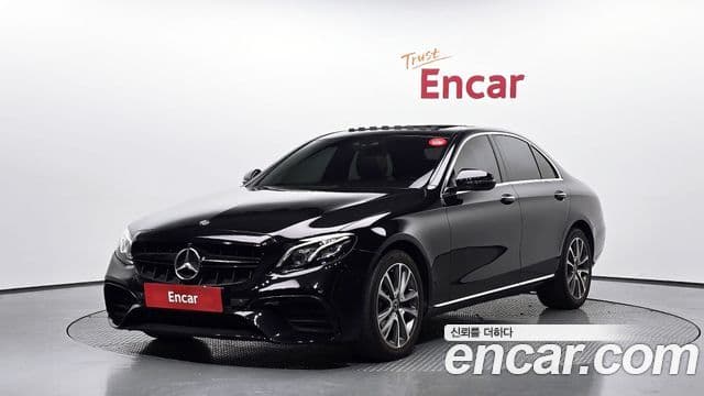 Clasa E E300 4MATIC Avantgarde