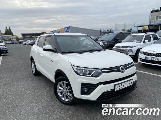 Very New Tivoli Benzină 1.5 2WD