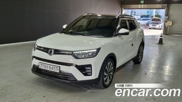Very New Tivoli Benzină 1.5 2WD