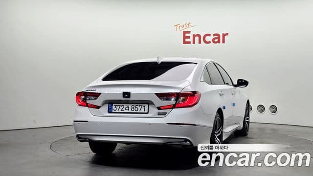 Accord 2.0 Hybrid Touring