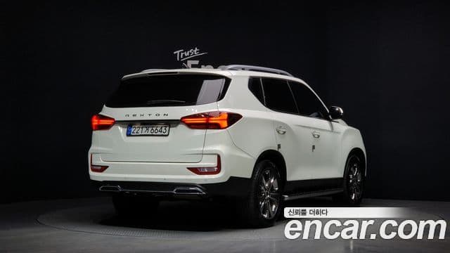 Rexton Motorină 2.2 4WD
