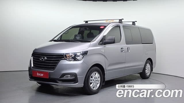 Grand Starex Van 5 locuri