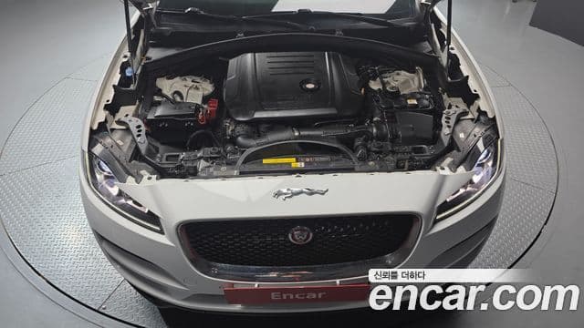F-PACE 20d Portfolio