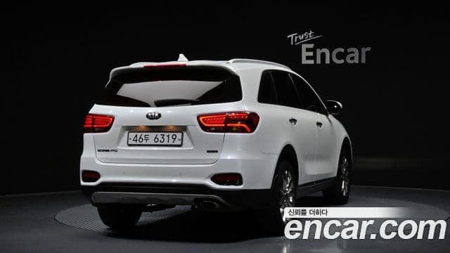 Sorento Benzină 2.0 Turbo 2WD