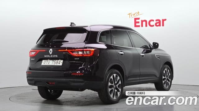 QM6 Benzină 2WD RE