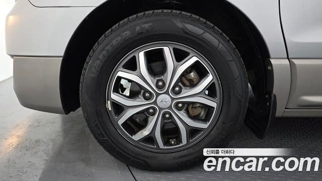 Grand Starex 12 locuri Wagon