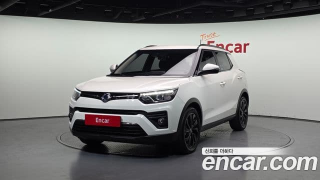 Very New Tivoli Benzină 1.5 2WD