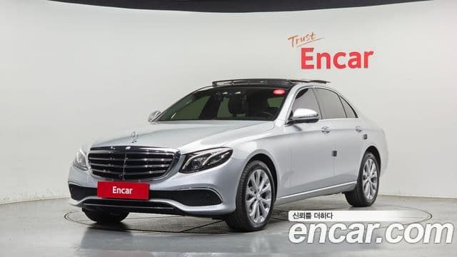 Clasa E E300 4MATIC Exclusive