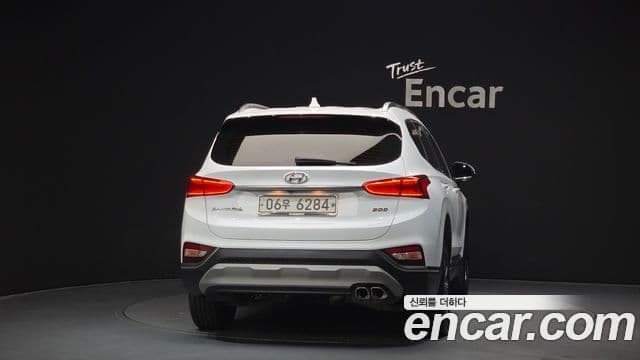 Santa Fe Motorină 2.0 2WD