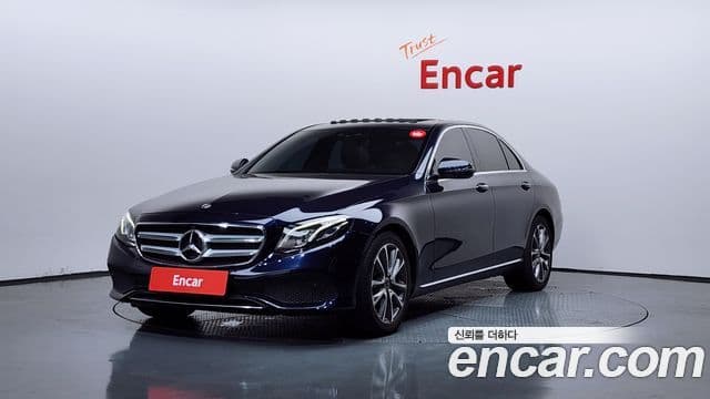 Clasa E E300 4MATIC Avantgarde