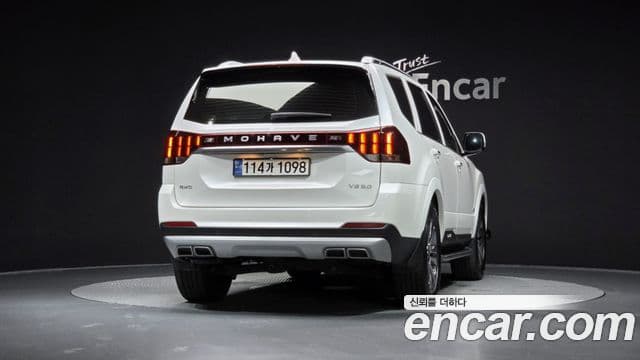 Mohave The Master Motorină 3.0 4WD 6 locuri