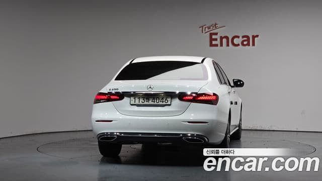 Clasa E E250 Avantgarde