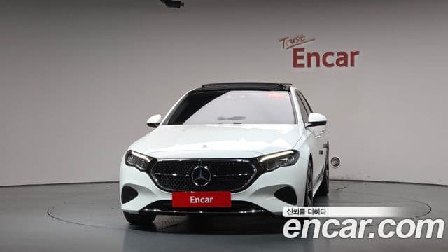 Clasa E E200 Avantgarde