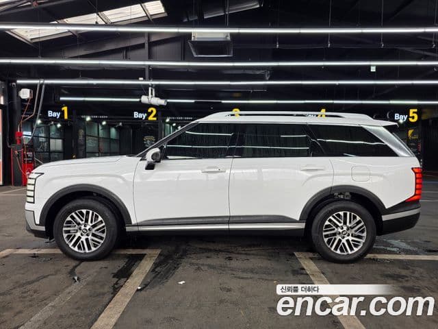 (LX3) Benzină 2.5T 2WD 9 locuri