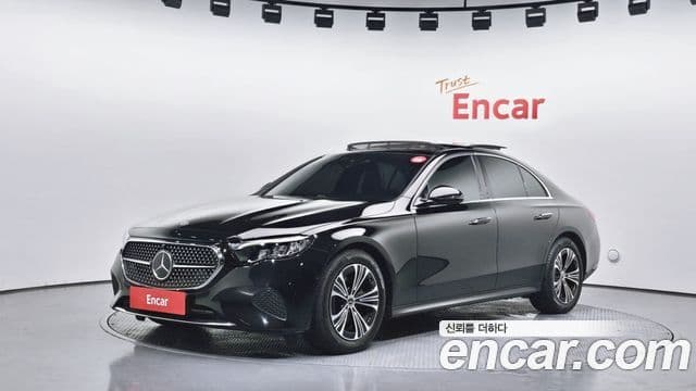 Clasa E E200 Avantgarde