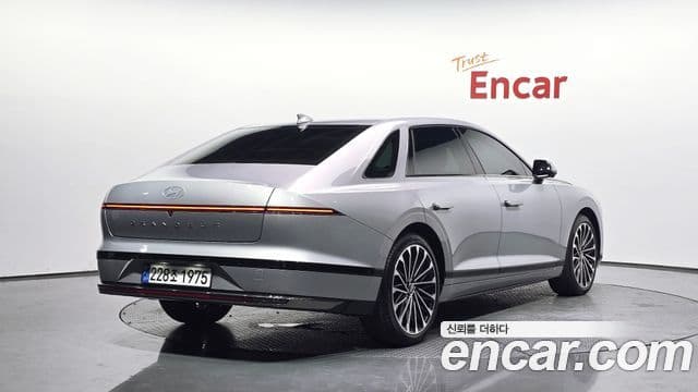 (GN7) Calligraphy