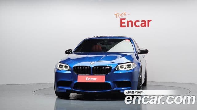 M5 M5 Sedan