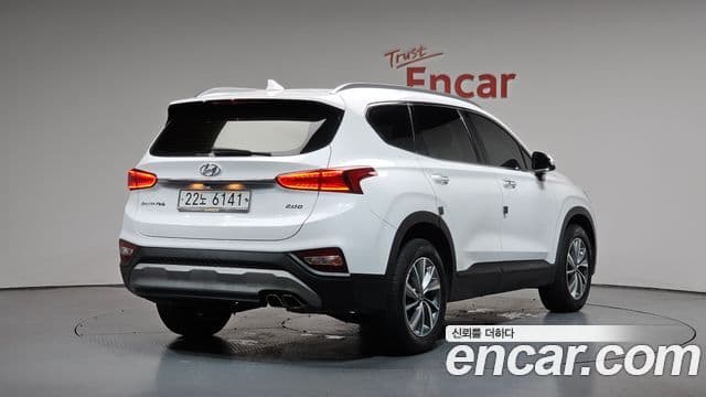 Santa Fe Motorină 2.0 2WD