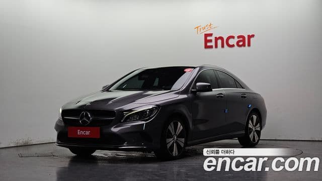 CLA- CLA250 4MATIC
