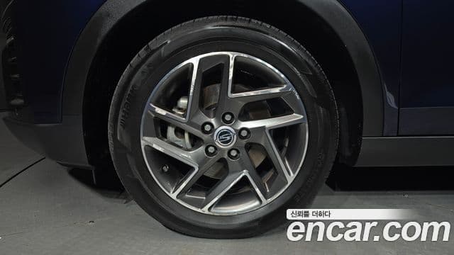 Very New Tivoli Benzină 1.5 2WD
