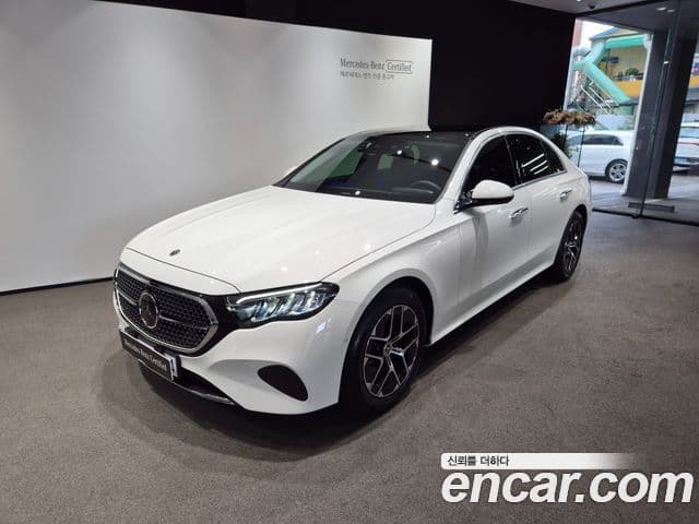 Clasa E E200 Avantgarde