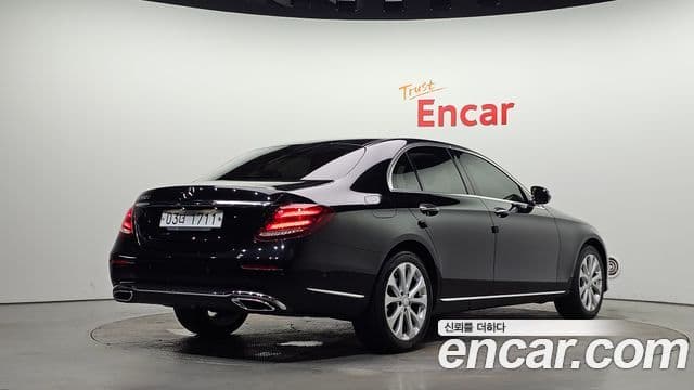 Clasa E E220d Exclusive