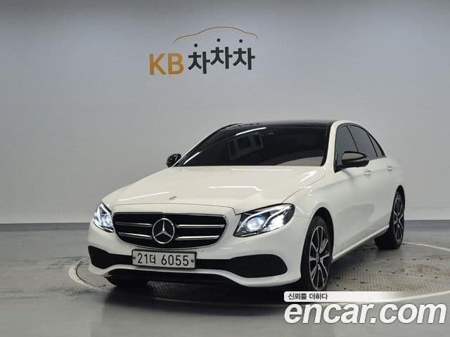 Clasa E E300 4MATIC Avantgarde