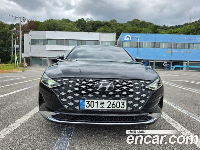 Grandeur 3.0 LPi (Rent-a-car)