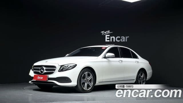 Clasa E E220d Avantgarde