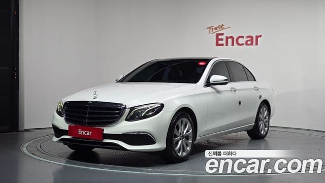 Clasa E E300 4MATIC Exclusive