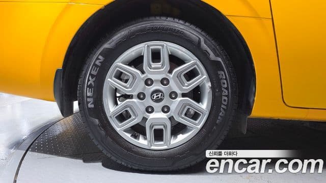 Staria L3.5 School Bus
