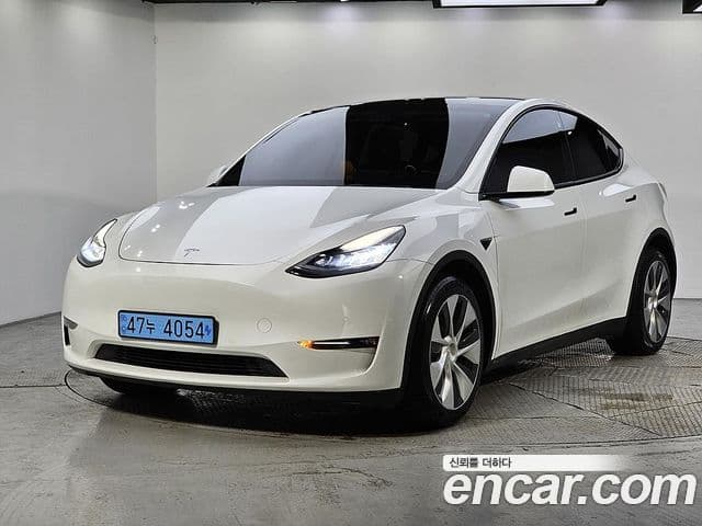 Y Long Range AWD