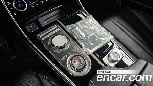 GV80 3.0 Motorină AWD