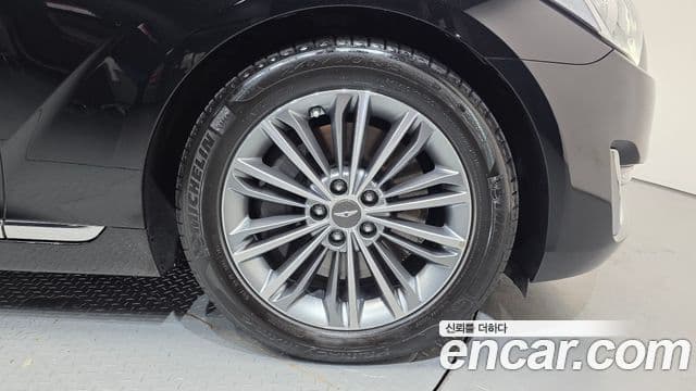EQ900 3.8 GDI AWD