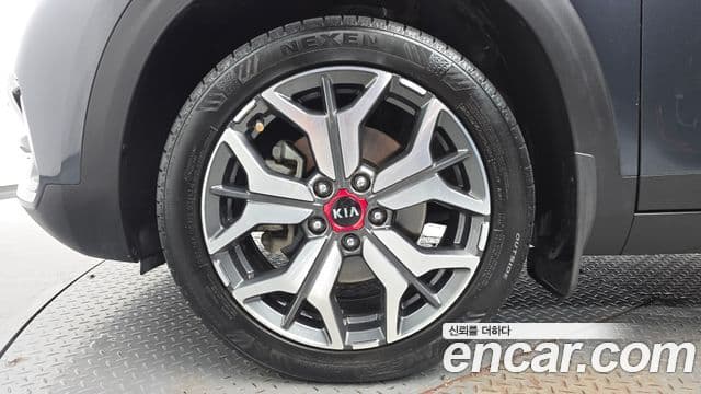 Seltos Benzină 1.6 Turbo 2WD