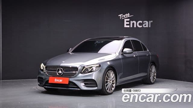 Clasa E E300 4MATIC AMG Line