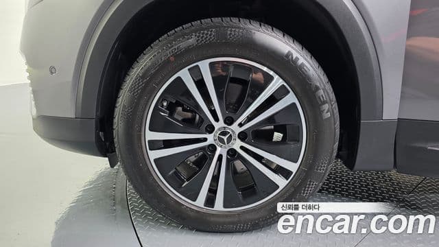 EQB EQB300 4MATIC