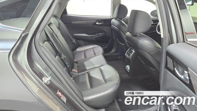 K7 Premier 2.5 GDI Noblesse