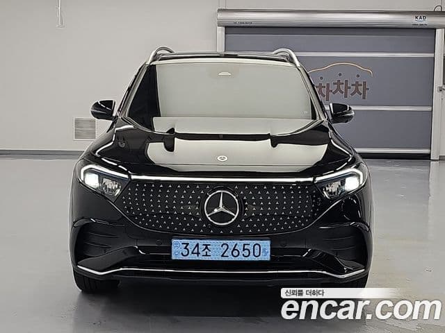 EQB EQB300 4MATIC AMG Line