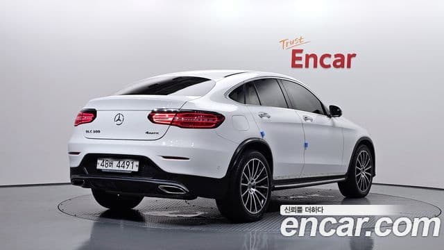 Clasa GLC GLC300 4MATIC AMG Line Coupé