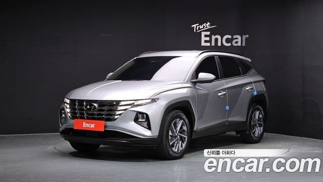 (NX4) Premium 2WD
