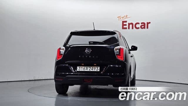 Very New Tivoli Benzină 1.5 2WD
