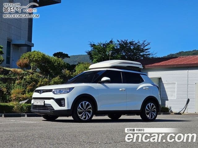 Very New Tivoli Benzină 1.5 2WD