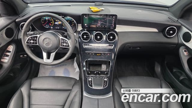 Clasa GLC GLC300e 4MATIC