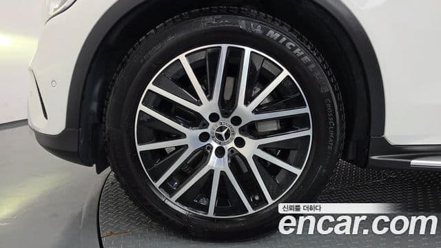 Clasa GLC GLC300 4MATIC