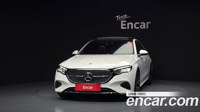 Clasa E E200 Avantgarde