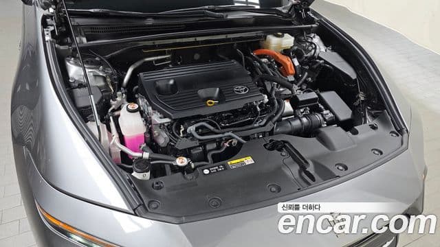 2.5 4WD Hybrid