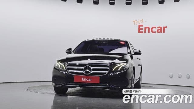 Clasa E E300 Avantgarde