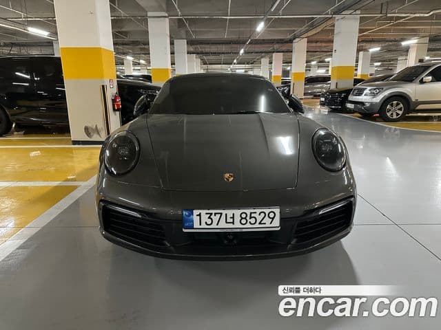 911 (992) Carrera 4S